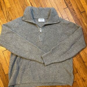 Old Navy Women's Gray Zip-Up Sweater